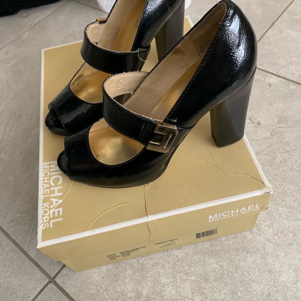 Open shoes - Picture 3 of 4